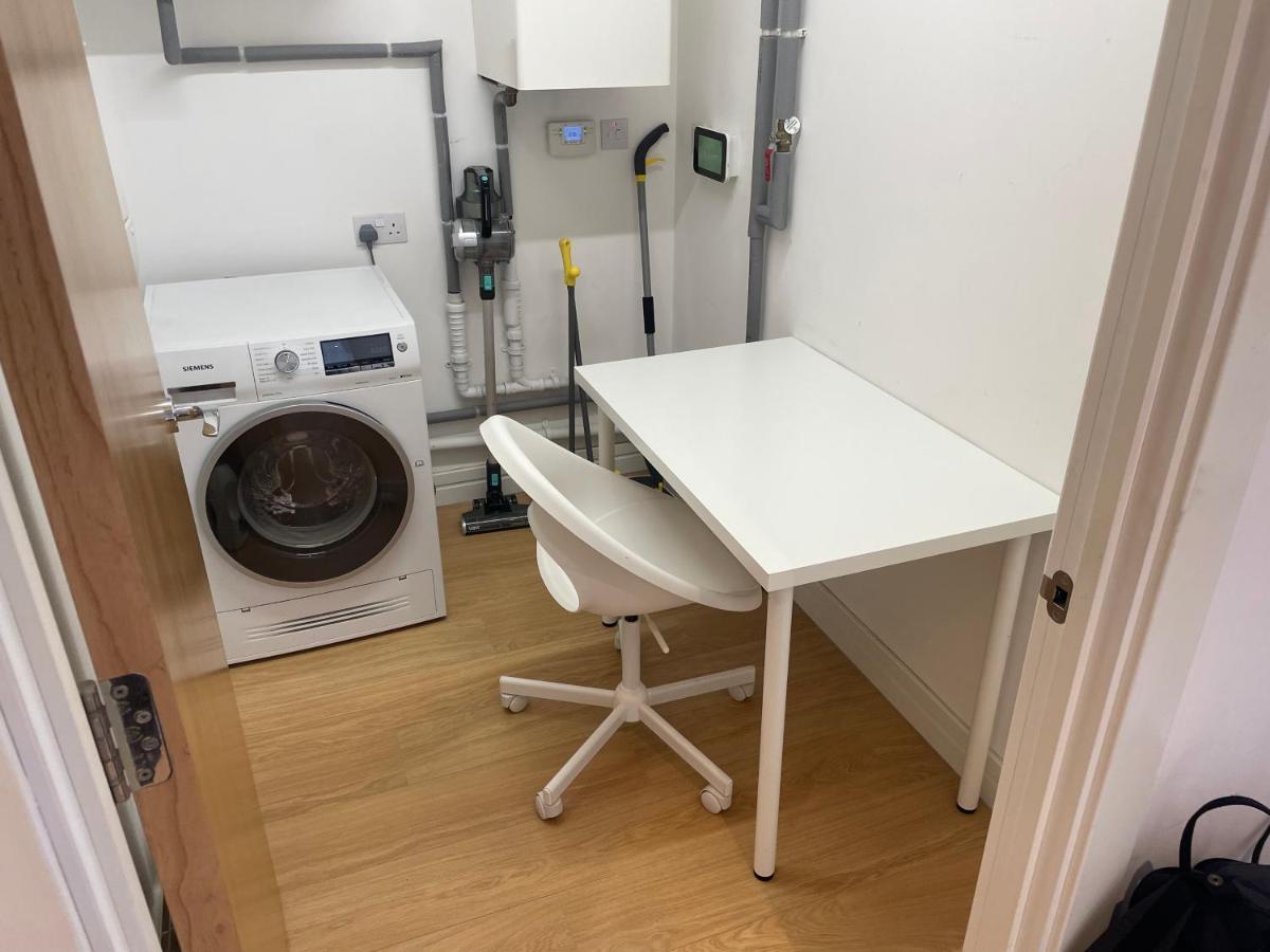 Luxury London Apartment - Steps To East Croydon Train Station 외부 사진