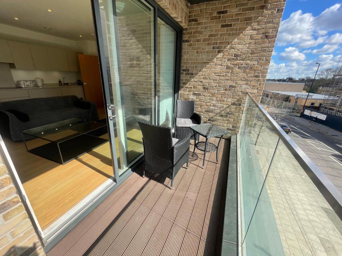 Luxury London Apartment - Steps To East Croydon Train Station 외부 사진